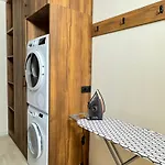 South Bay Luxury Daire