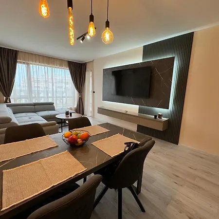 South Bay Luxury Apartment *