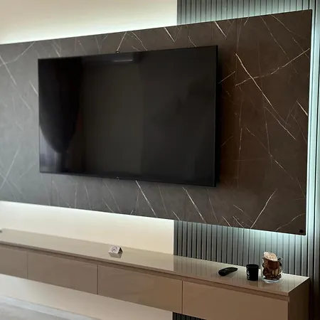 South Bay Luxury Apartment