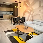 아파트 South Bay Luxury *
